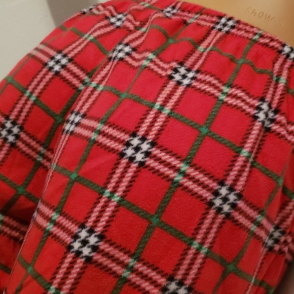 SLEEP WEAR SIZE SMALL - Picture 7 of 13